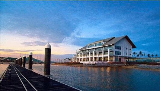 Duyong Marina & Resort Kuala Terengganu Esterno foto